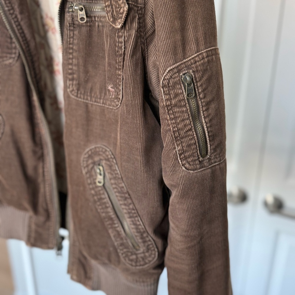 Vintage Abercrombie & Fitch Bomber Jacket - Picture 4 of 7